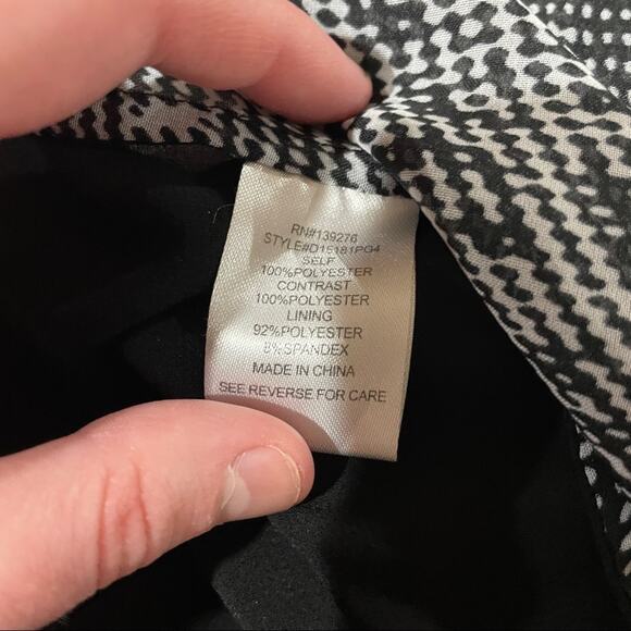 Daniel Rainn Gray & Black Abstract Print Lace Sleeveless Blouse Size S - Picture 6 of 9